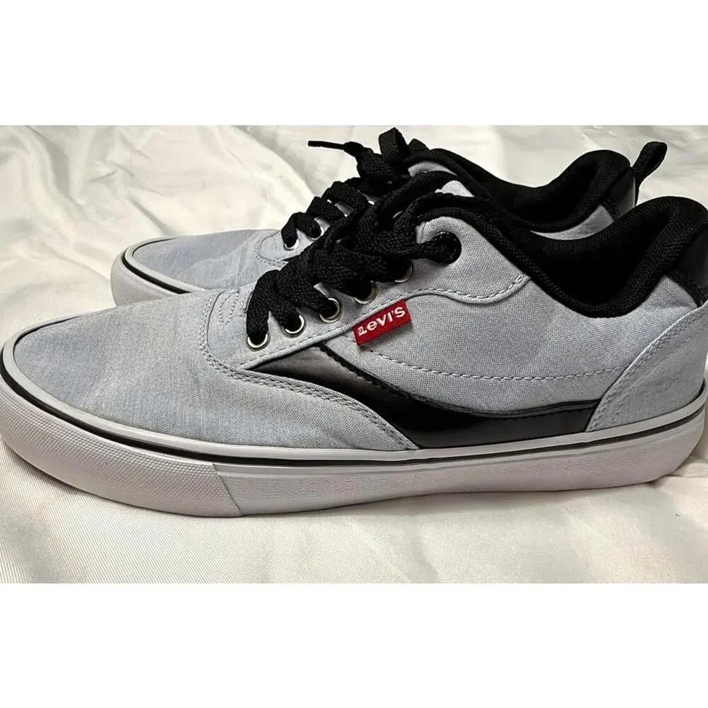 Levi's  Canvas Naya Court/Skate Lace-Up‎ Low Top Shoes Size: 9
